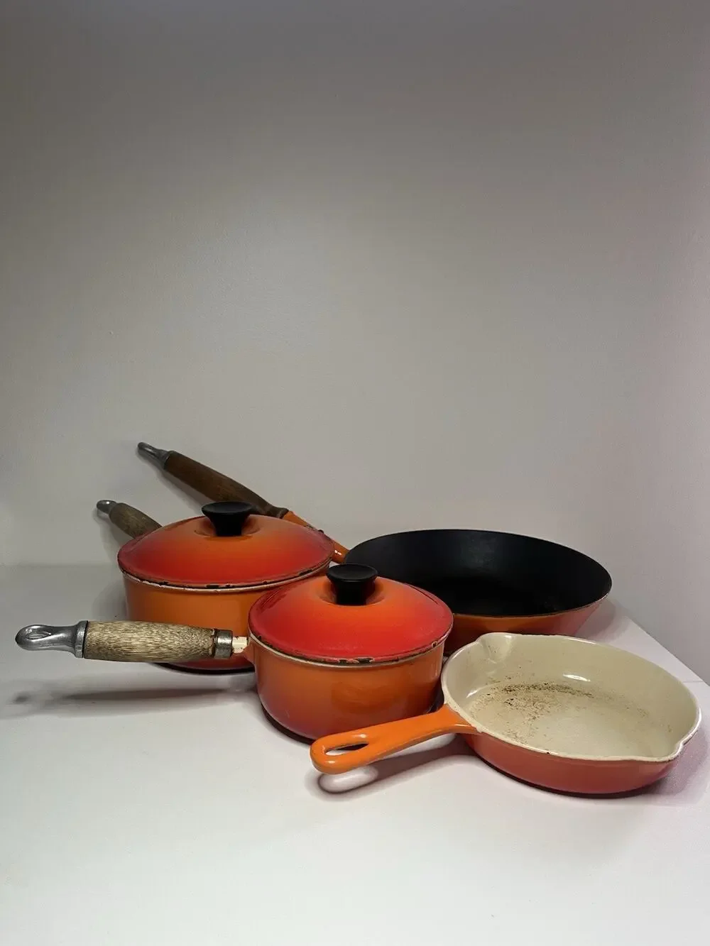 Lot of 4 Vintage LE CREUSET Pots Pans Flame Orange Wood Handle With 2 Lids USED